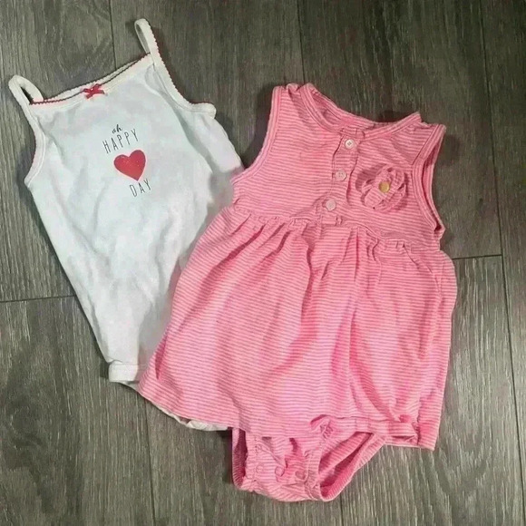 Girls’ Carter 18M Onsie 2 Piece Bundle - Picture 1 of 7